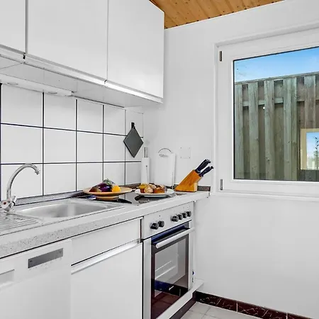 Amazing In With Kitchen *