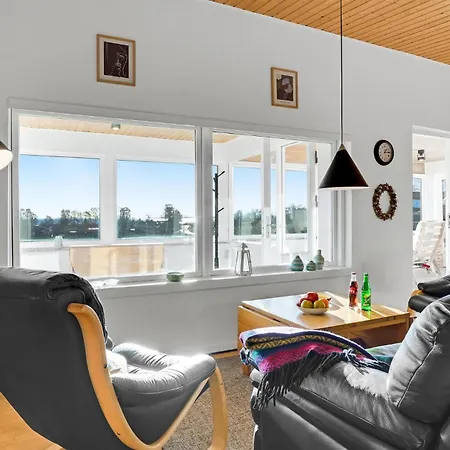 Amazing In With Kitchen